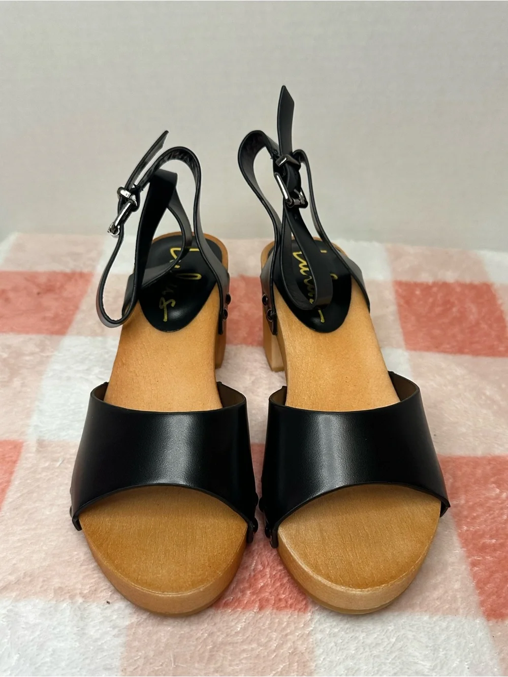 Lulu’s “Willy” Black Studded Platform Block Heel Sandals size 6
